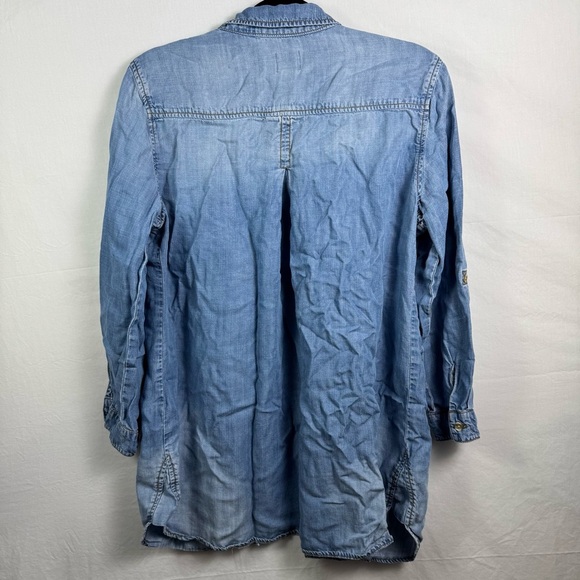 Chico's Blue Button Down Blouse Women’s Size 1 - Medium - Picture 2 of 5